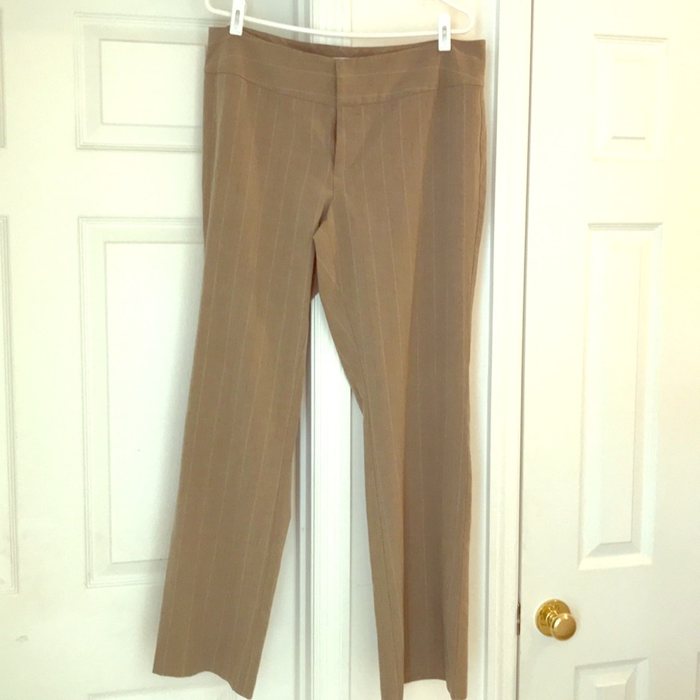 Old Navy stretch pants